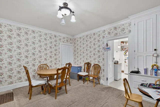 $499,900 | 202 Winona Street Southeast, Chatfield, MN 55923