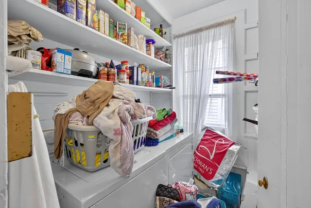 $499,900 | 202 Winona Street Southeast, Chatfield, MN 55923