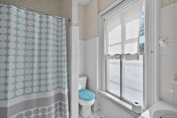 $499,900 | 202 Winona Street Southeast, Chatfield, MN 55923