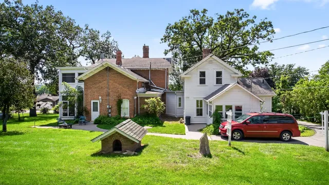 $499,900 | 202 Winona Street Southeast, Chatfield, MN 55923