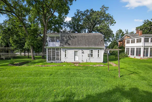 $499,900 | 202 Winona Street Southeast, Chatfield, MN 55923