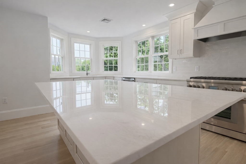 66 Pleasant Street, Unit 2 Marblehead, MA 01945 - Photo 6 of 17