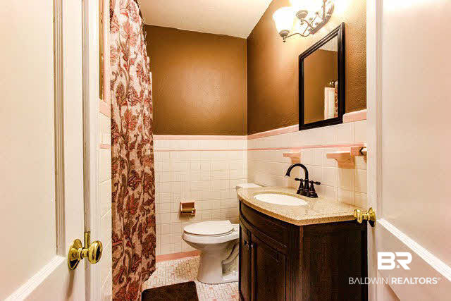 151 Emogene Place Mobile, AL 36606 - Photo 11 of 19