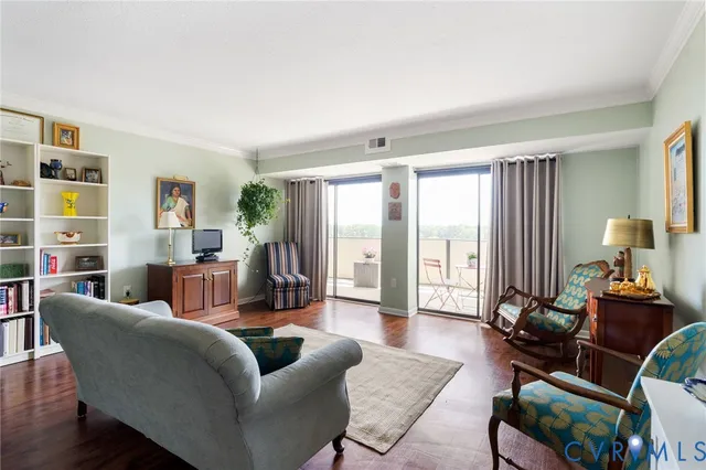 $290,000 | 2956 Hathaway Road, Unit 807, Richmond, VA 23225