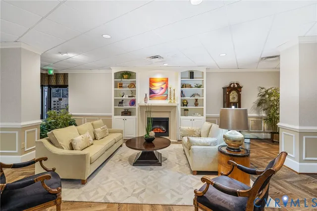 $290,000 | 2956 Hathaway Road, Unit 807, Richmond, VA 23225