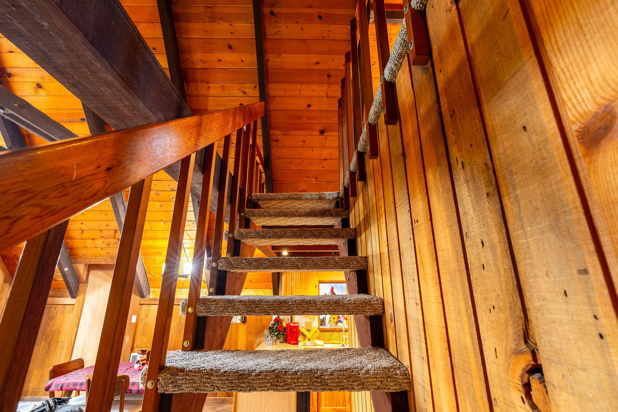 52515 Sunset Drive Idyllwild, CA 92549 - Photo 17 of 42 a view of entryway