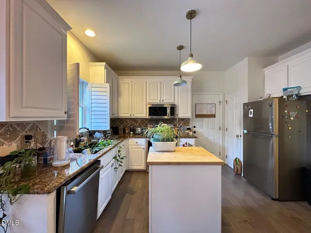 $2,450 | 1818 Farmington Grove Drive, Raleigh, NC 27614