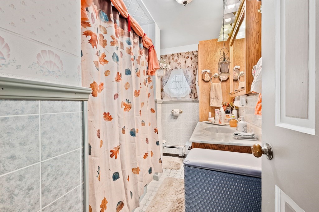 15 Albert Road Peabody, MA 01960 - Photo 16 of 38 Gallery Image 16