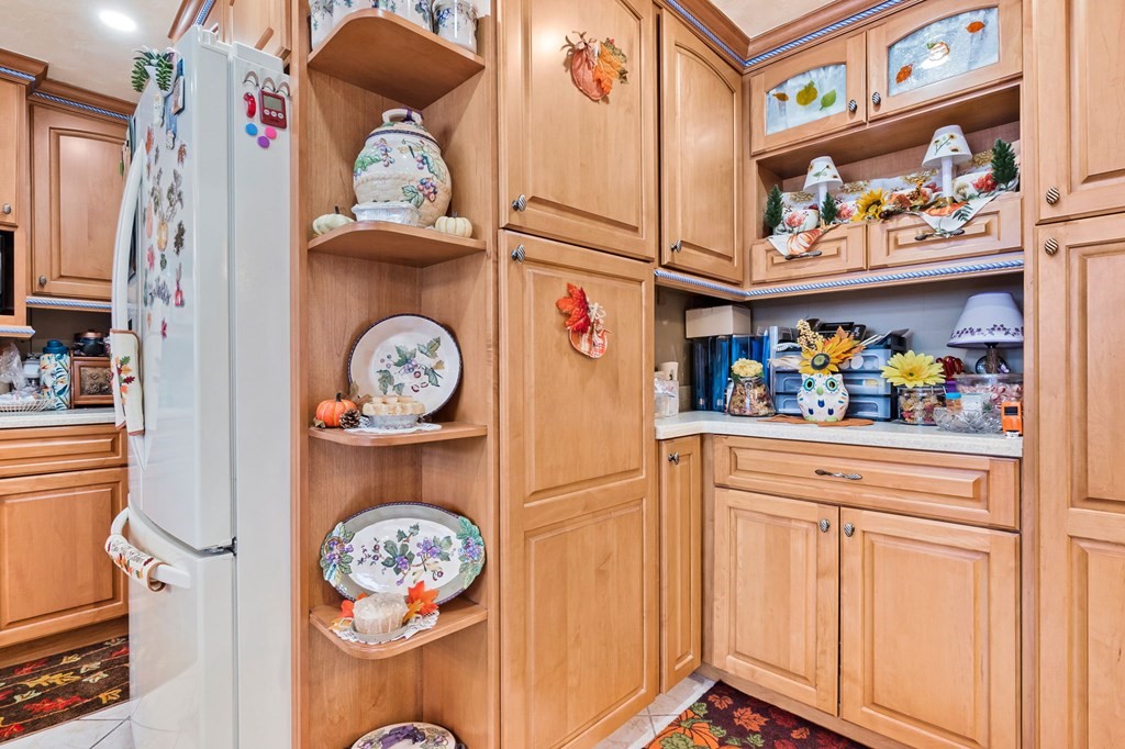 15 Albert Road Peabody, MA 01960 - Photo 27 of 38 Gallery Image 27