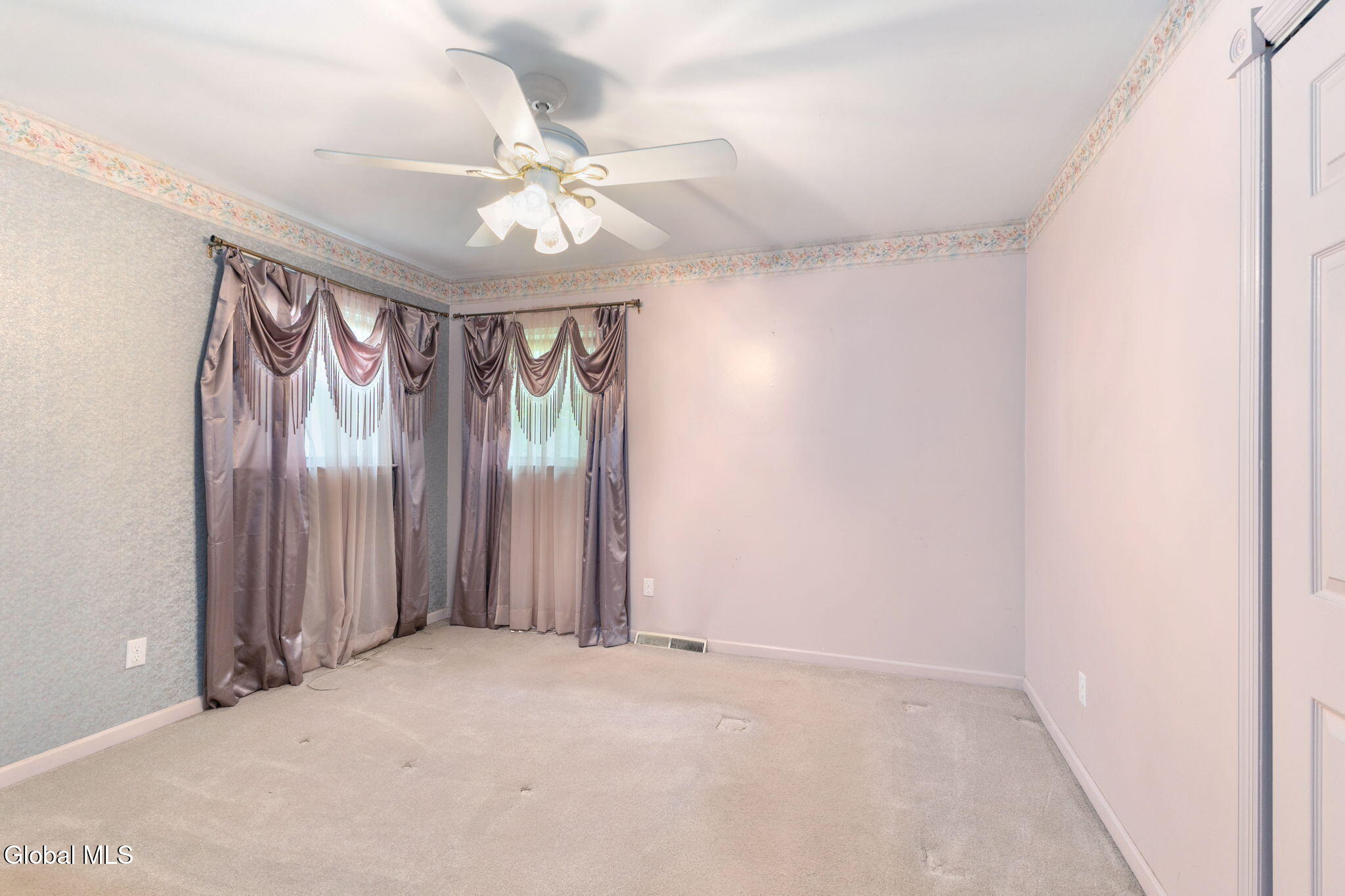 102 Evans Road Rotterdam, NY 12306 - Photo 21 of 42 21