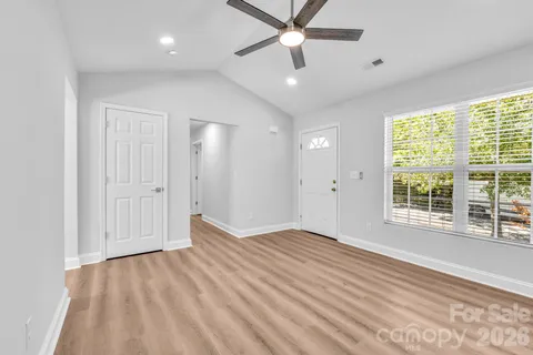$389,000 | 1426 Fontana Avenue, Charlotte, NC 28206