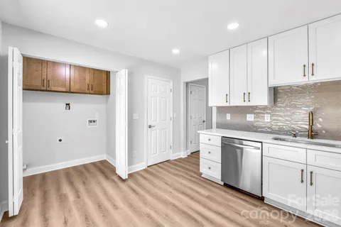 $389,000 | 1426 Fontana Avenue, Charlotte, NC 28206