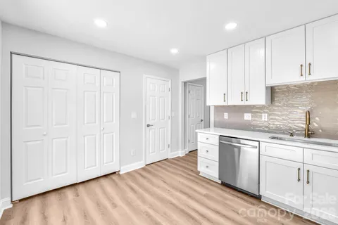 $389,000 | 1426 Fontana Avenue, Charlotte, NC 28206