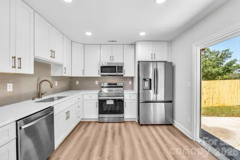 $389,000 | 1426 Fontana Avenue, Charlotte, NC 28206