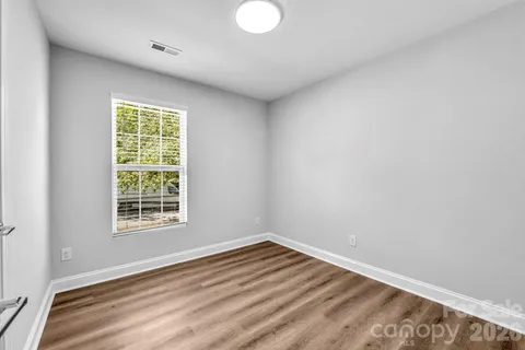 $389,000 | 1426 Fontana Avenue, Charlotte, NC 28206