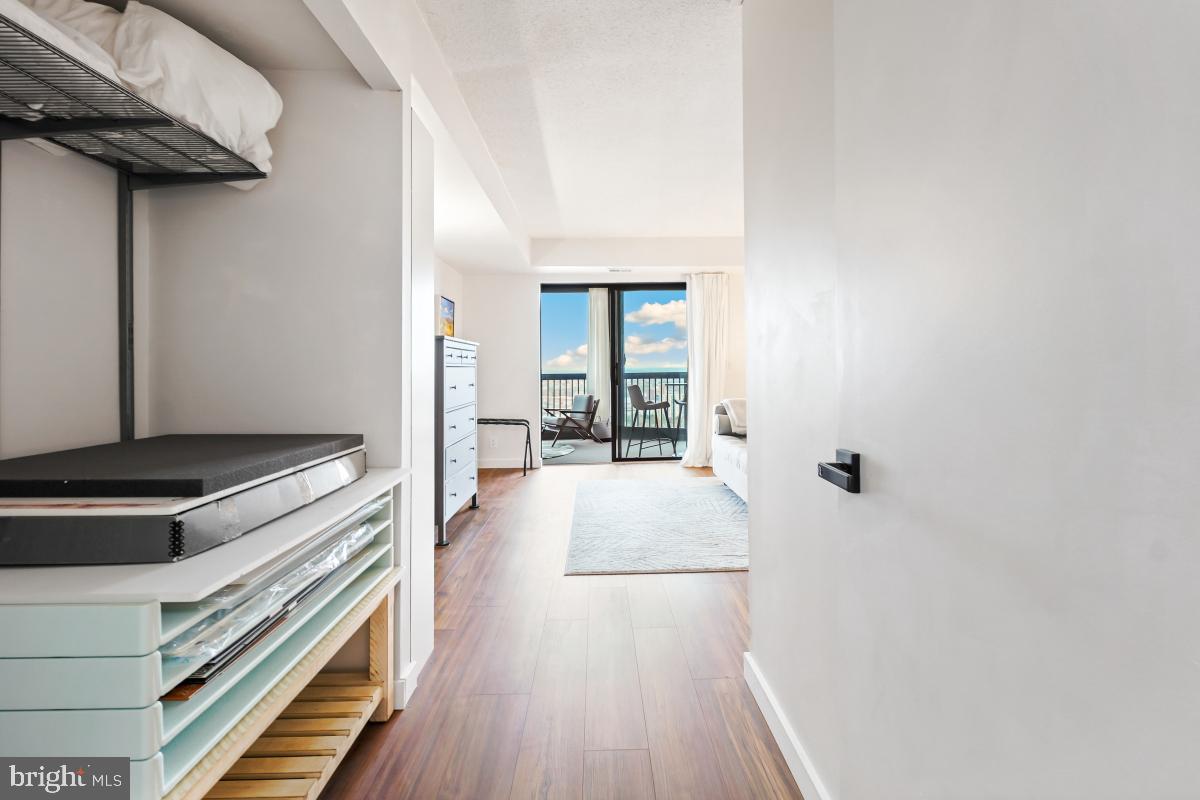 5901 Mt Eagle Drive, Unit 1604 Alexandria, VA 22303 - Photo 32 of 39 Bedroom #2 Entry