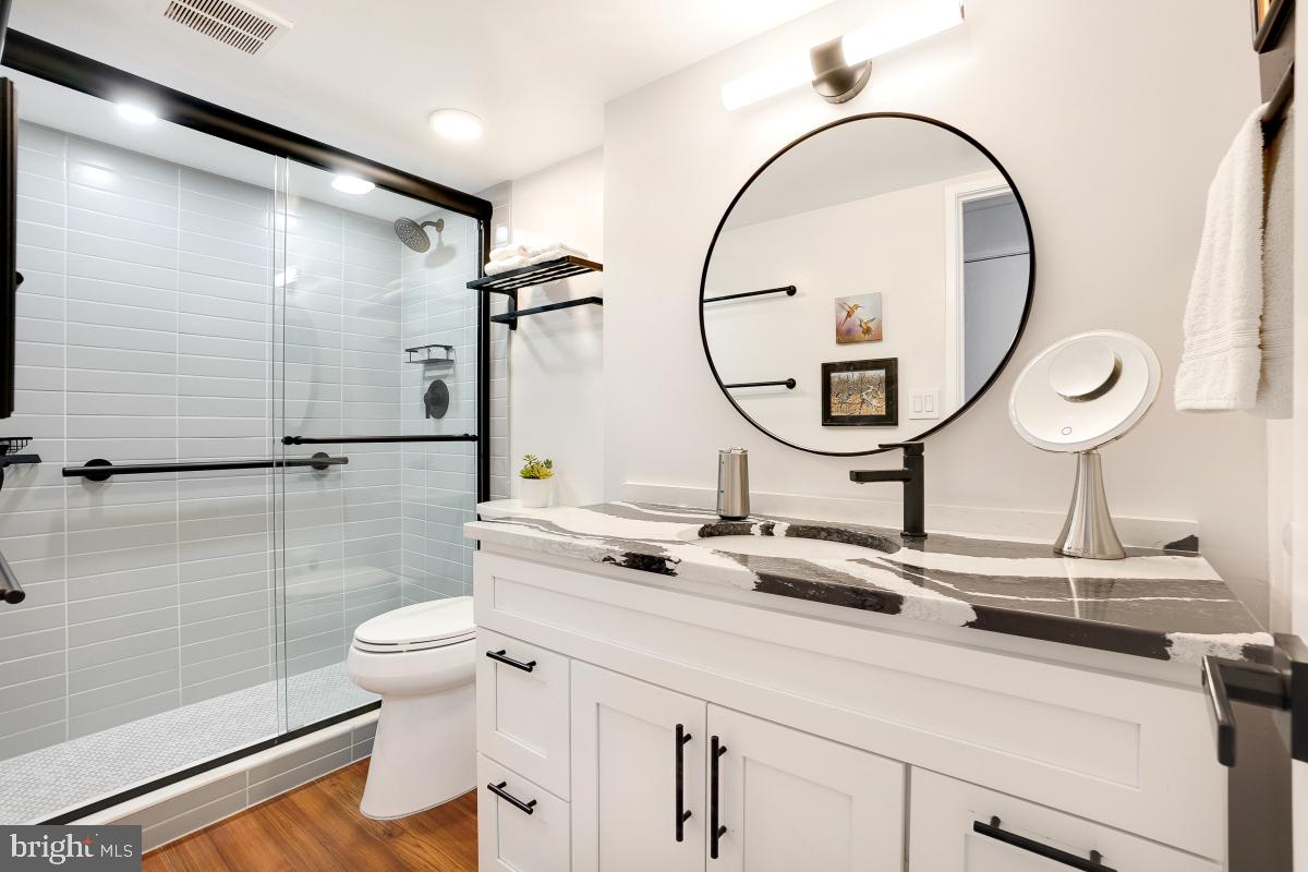 5901 Mt Eagle Drive, Unit 1604 Alexandria, VA 22303 - Photo 35 of 39 Full Bath #2 - Completely Renovated!