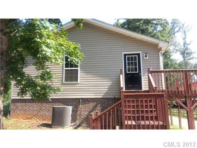 2122 Mauney Road Bessemer City, NC 28016 - Photo 3 of 7 Gallery Image 3