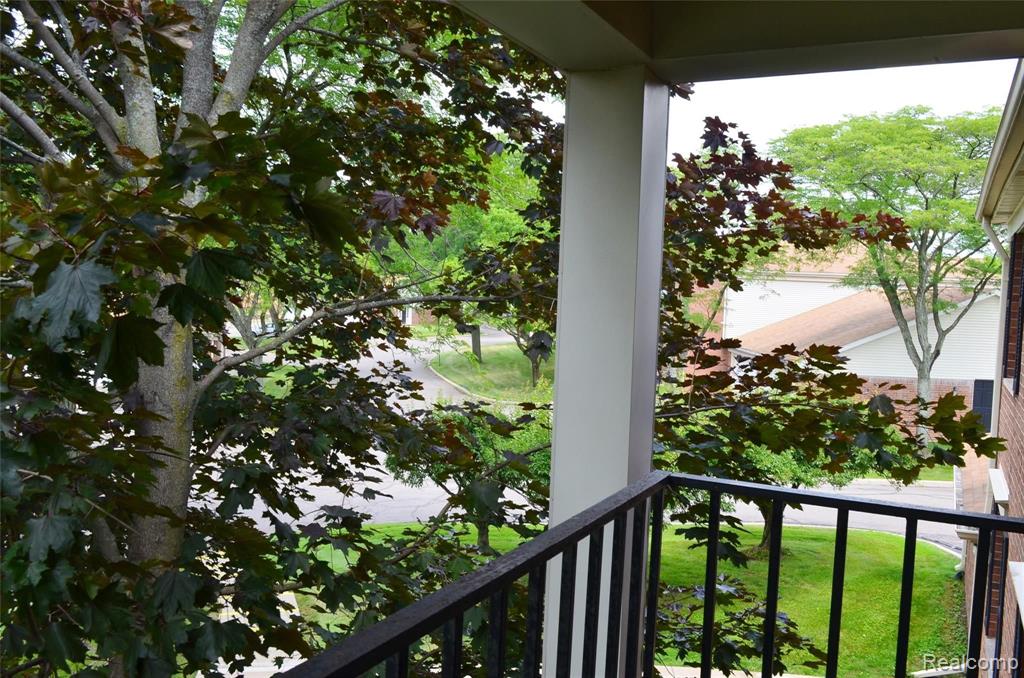 29602 Middlebelt Road, Unit 2801 Farmington Hills, MI 48334 - Photo 30 of 42