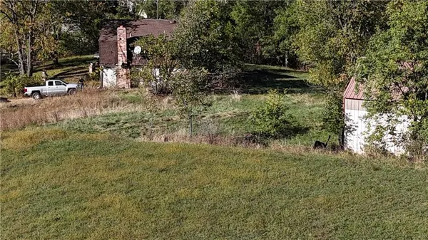 a view of an outdoor space