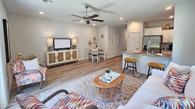 $221,900 | 7821 Reagan Court, Ocean Springs, MS 39564