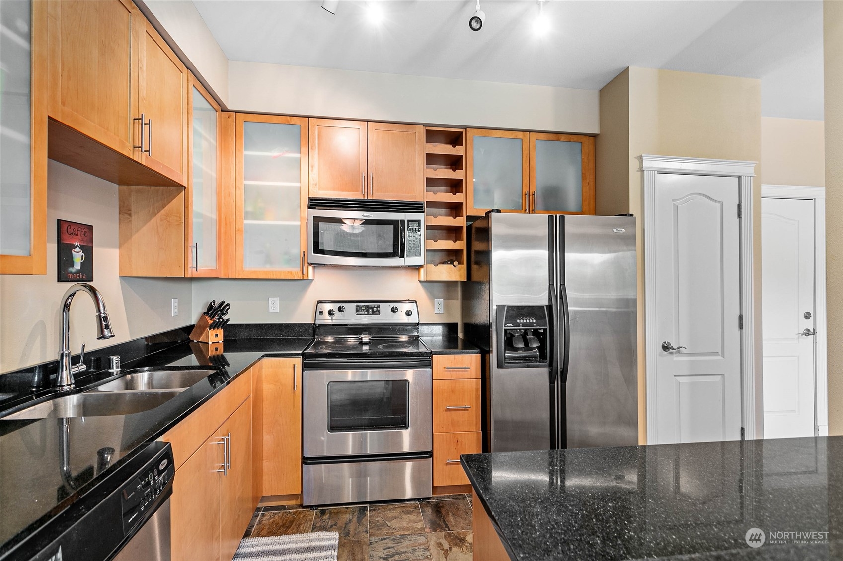 255 West Bakerview Road, Unit B408 Bellingham, WA 98226 - Photo 15 of 26 Gallery Image 15