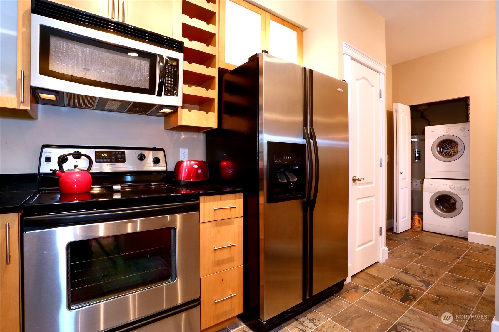 255 West Bakerview Road, Unit B408 Bellingham, WA 98226 - Photo 16 of 26 Gallery Image 16