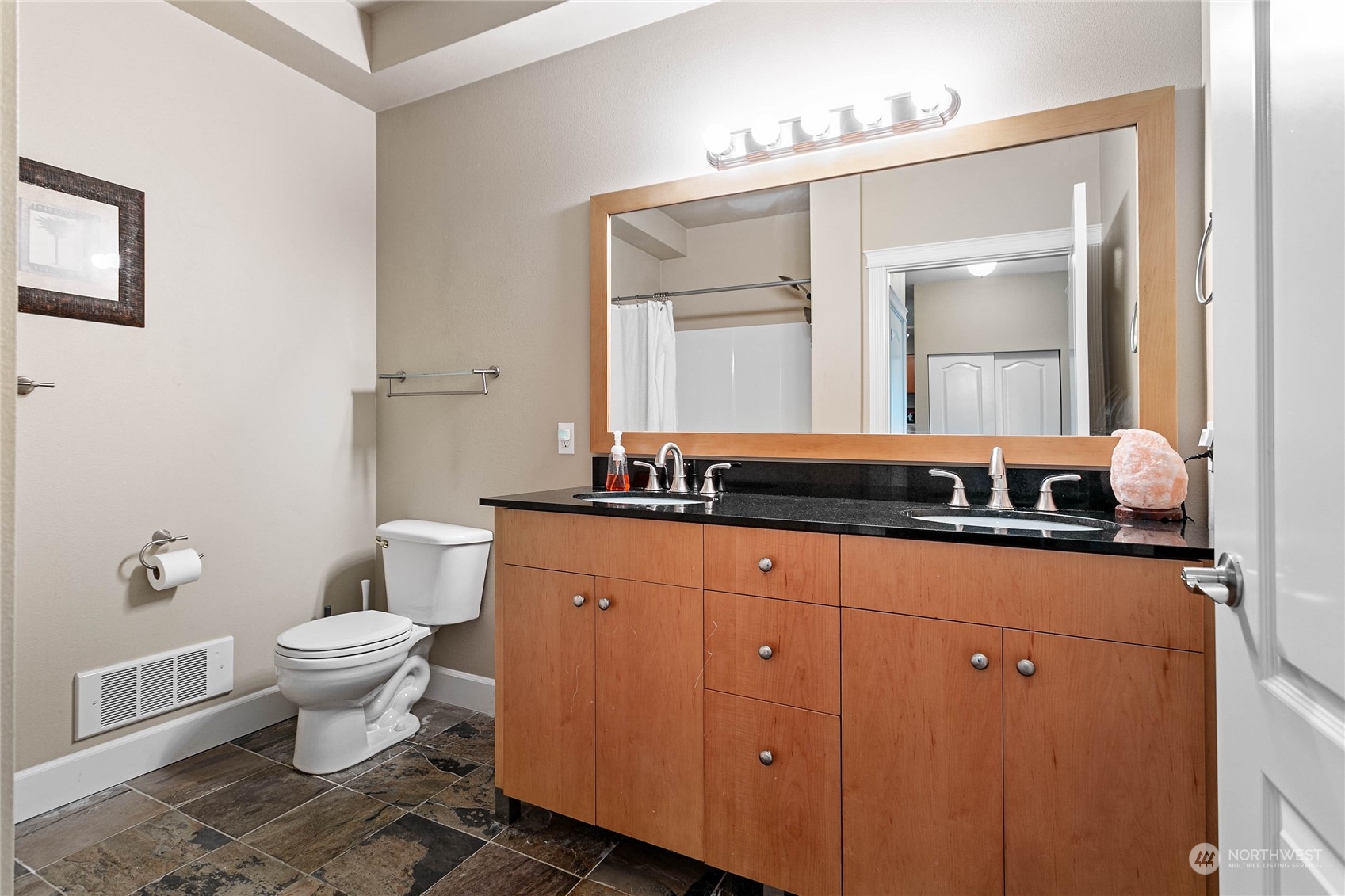 255 West Bakerview Road, Unit B408 Bellingham, WA 98226 - Photo 17 of 26 Gallery Image 17