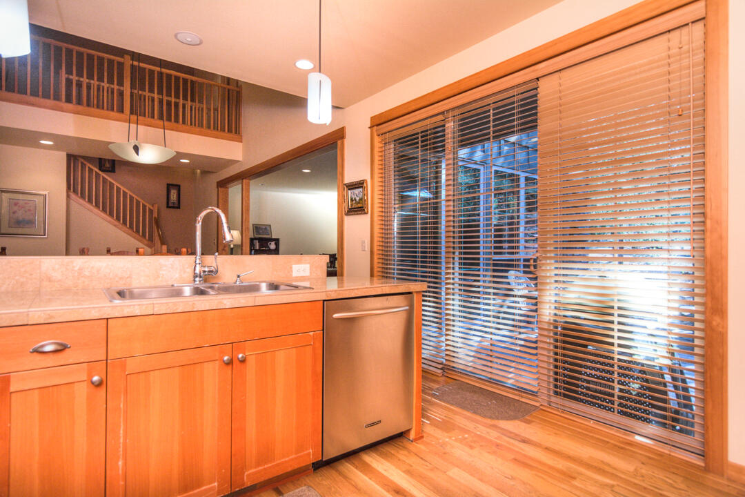 57142 Evergreen Loop, Unit 30 Sunriver, OR 97707 - Photo 12 of 37 Evergreen Loop 57142 Unit 30 (12 of 37)
