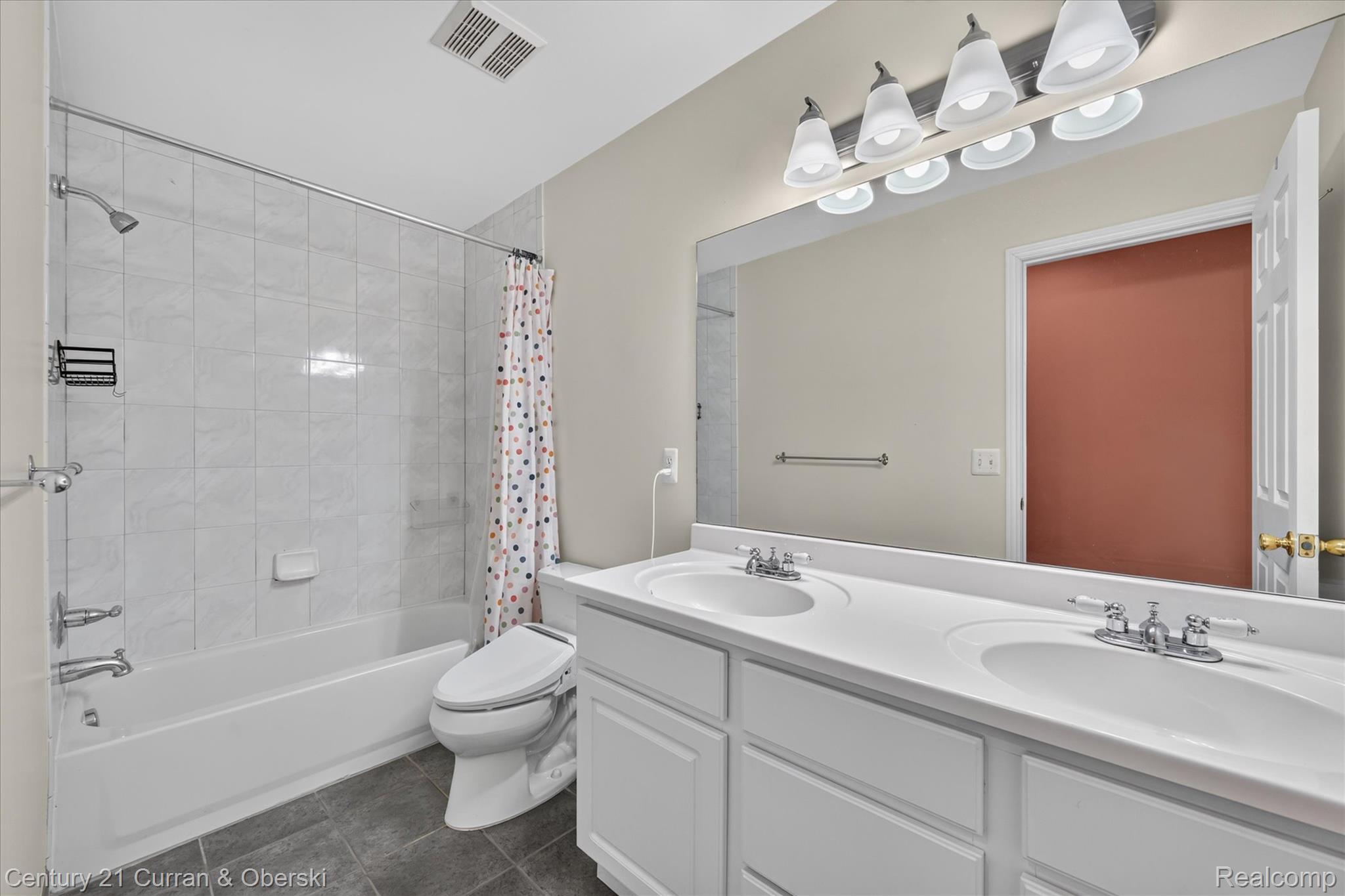 3813 South Rochester Road Royal Oak, MI 48073 - Photo 31 of 42