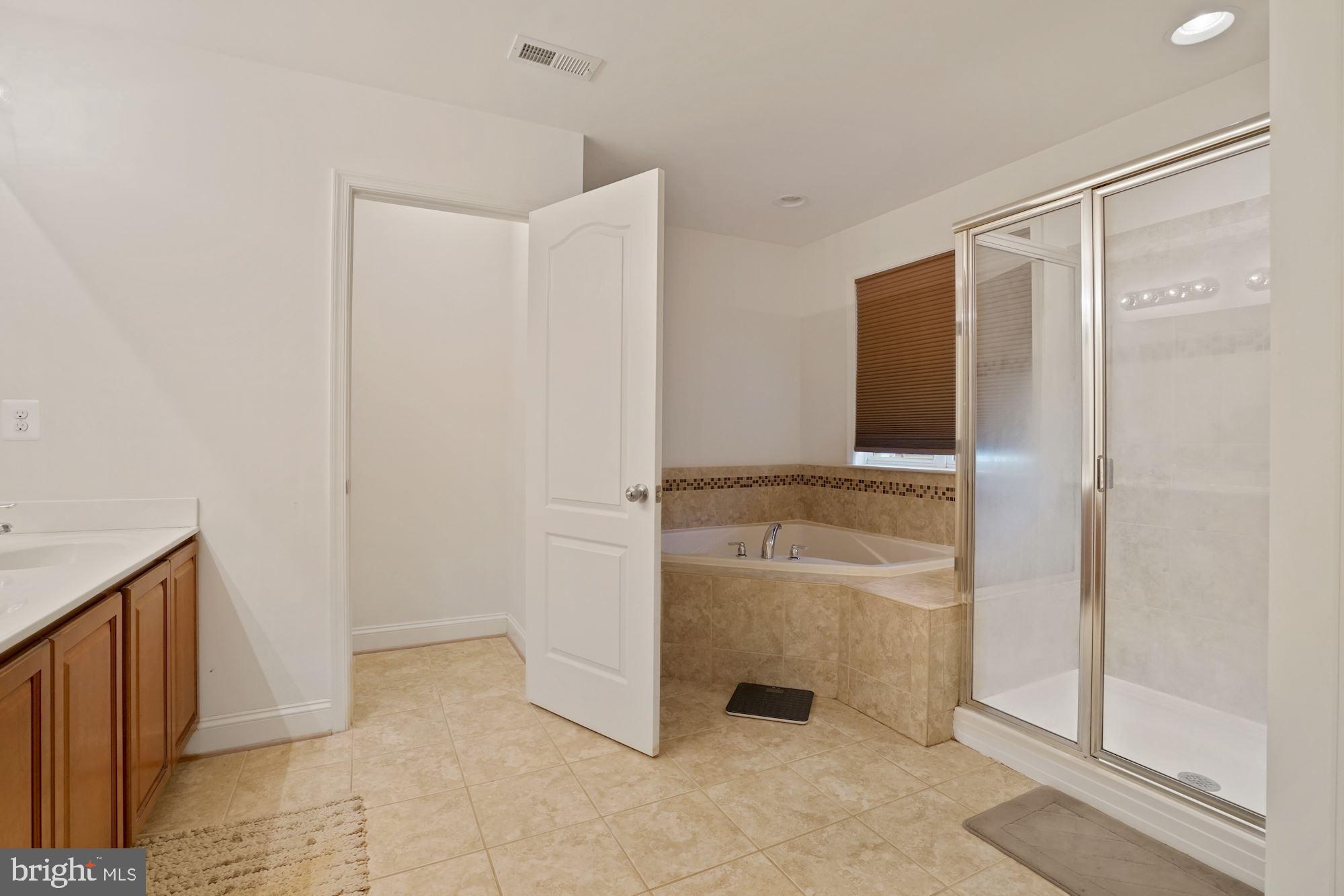 7510 Tottenham Drive White Plains, MD 20695 - Photo 25 of 33