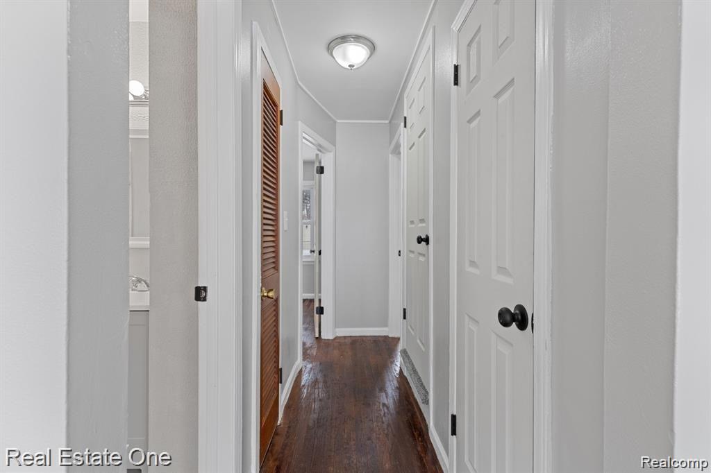 3604 Huron Street Dearborn, MI 48124 - Photo 6 of 21