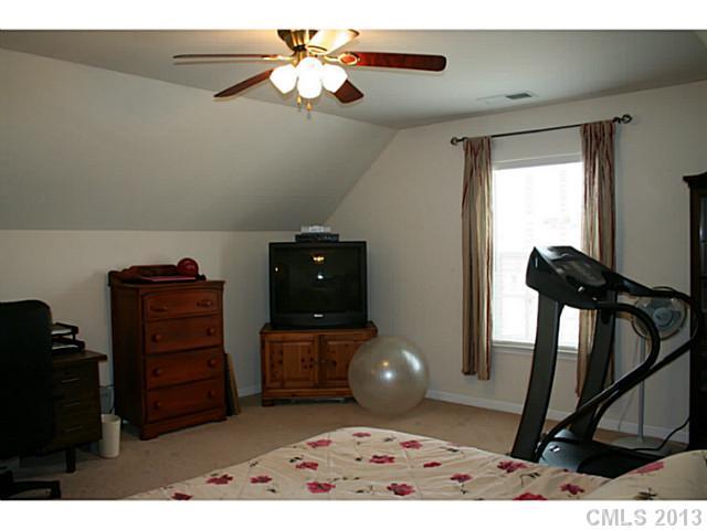 2302 Winthorp Ridge Road Charlotte, NC 28270 - Photo 14 of 16 Gallery Image 14