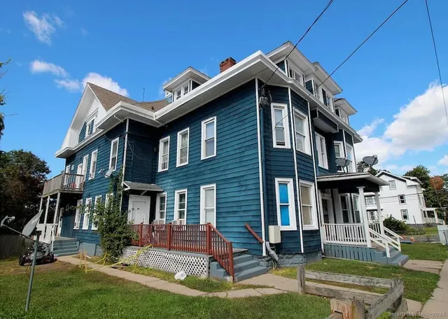 $1,200 | 570 Broad Street, Meriden, CT 06450