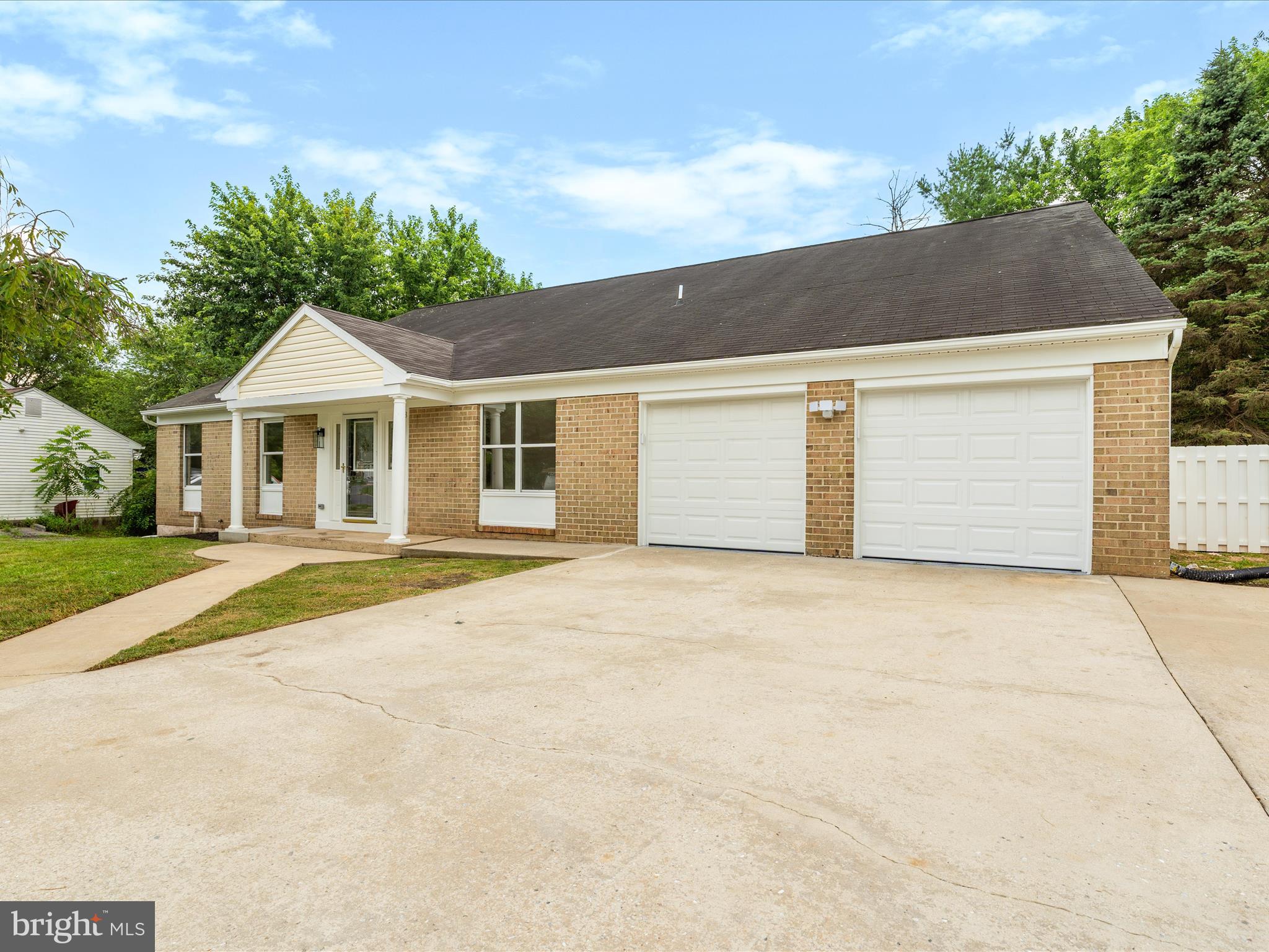 10408 Carlyn Ridge Road Damascus, MD 20872 - Photo 1 of 39 Gallery Image 1