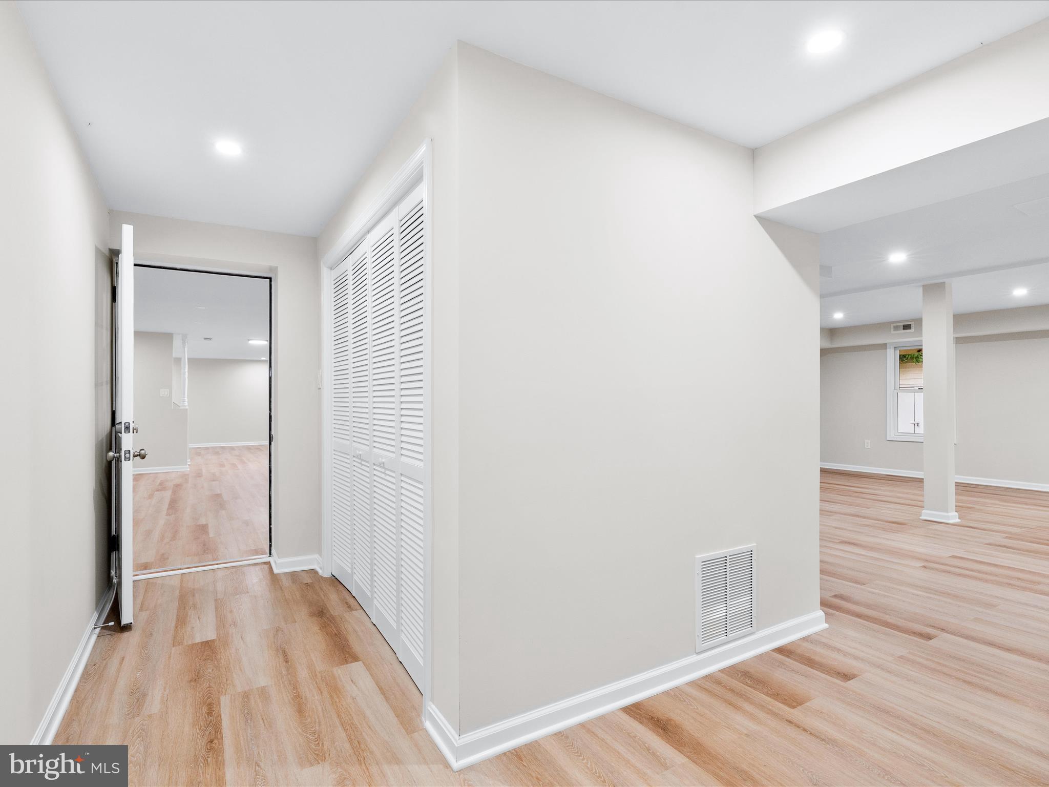 10408 Carlyn Ridge Road Damascus, MD 20872 - Photo 32 of 39 Gallery Image 32