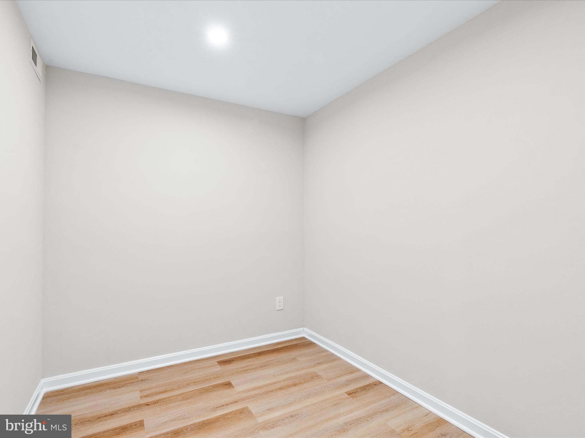 10408 Carlyn Ridge Road Damascus, MD 20872 - Photo 33 of 39 Gallery Image 33