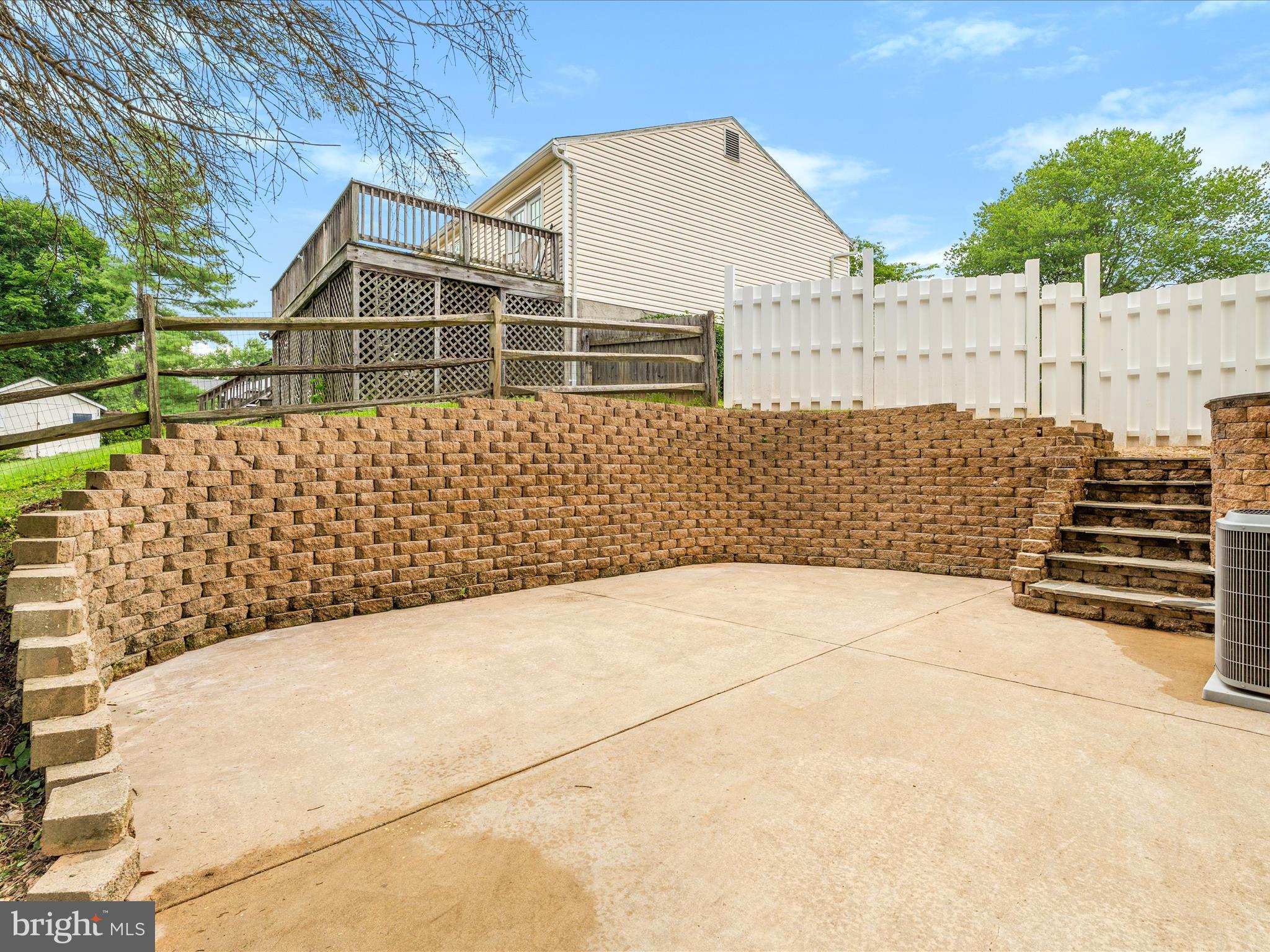 10408 Carlyn Ridge Road Damascus, MD 20872 - Photo 37 of 39 Patio area on exterior