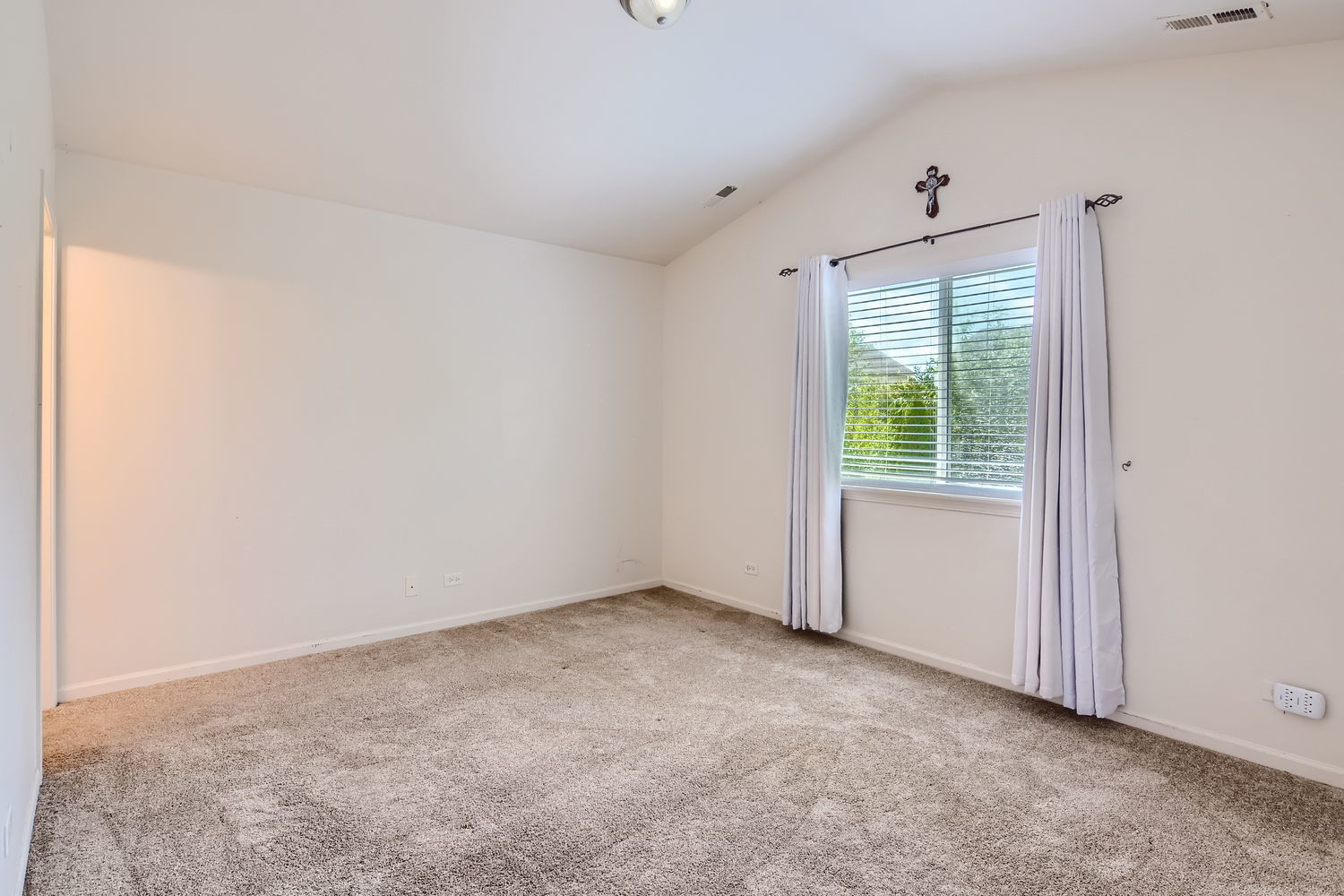 487 West Hamlin Lane Round Lake, IL 60073 - Photo 21 of 28 a view of an empty room with a window