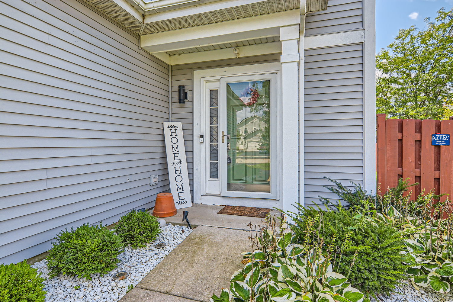 487 West Hamlin Lane Round Lake, IL 60073 - Photo 8 of 28 a front view of a house with a yard