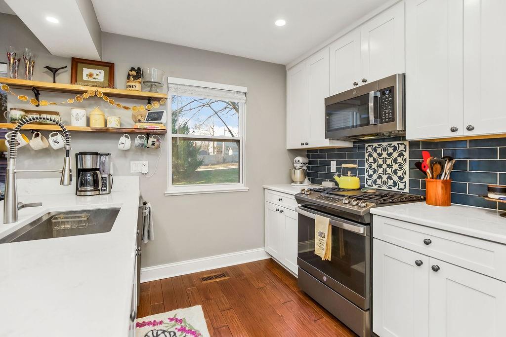 4906 Northwest Barry Road Kansas City, MO 64154 - Photo 11 of 30
