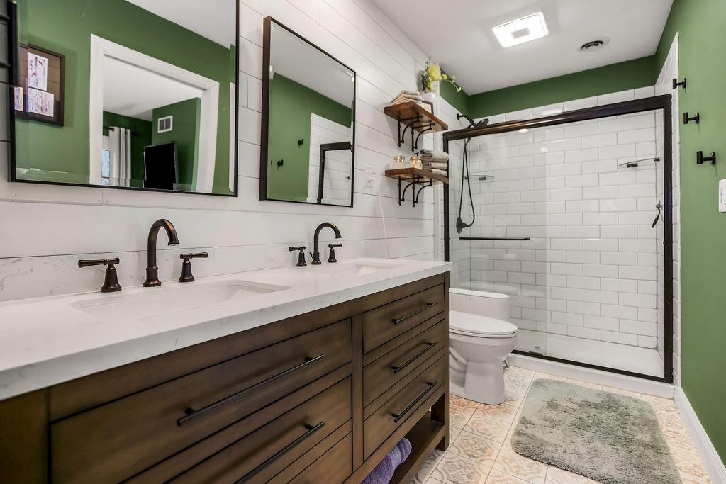 4906 Northwest Barry Road Kansas City, MO 64154 - Photo 20 of 30