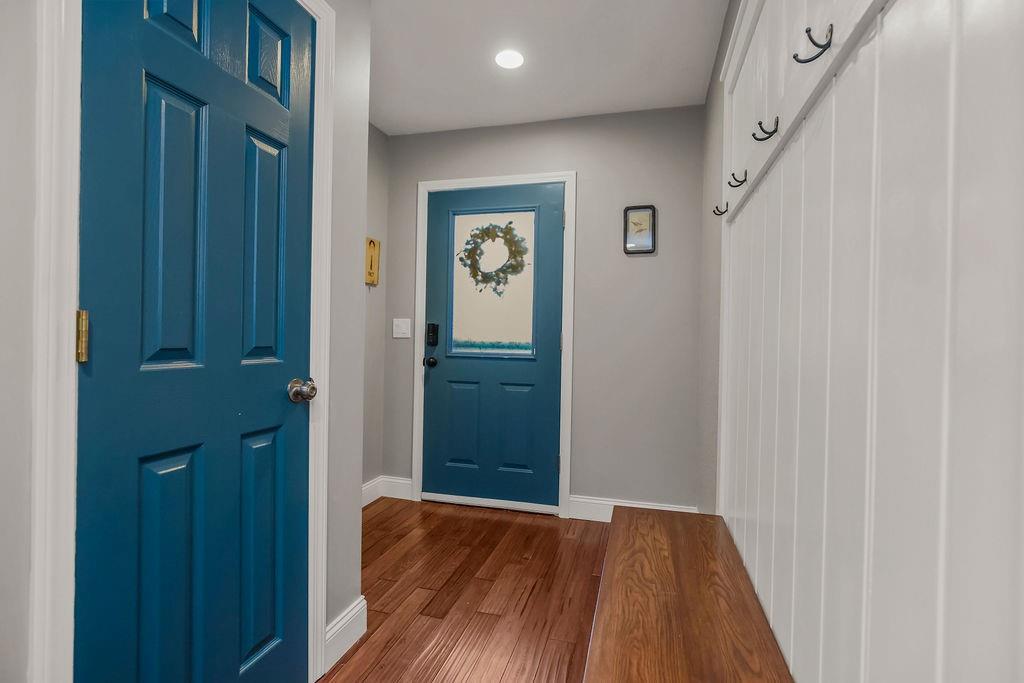 4906 Northwest Barry Road Kansas City, MO 64154 - Photo 2 of 30