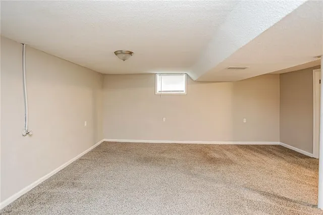 $1,870 | 7308 Maywood Avenue, Raytown, MO 64133