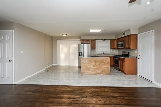 $1,870 | 7308 Maywood Avenue, Raytown, MO 64133