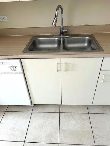 $1,730 | 3690 North 56th Avenue, Unit 937, Hollywood, FL 33021