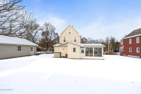 $279,900 | 22 Heatherington Street, Scotia, NY 12302