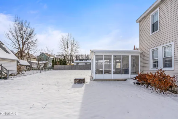 $279,900 | 22 Heatherington Street, Scotia, NY 12302