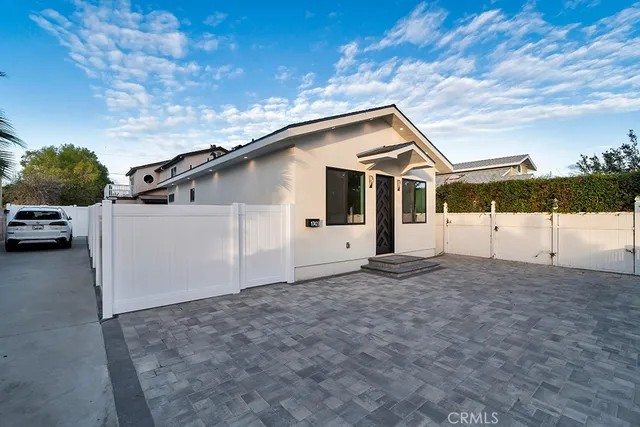 $3,500 | 17425 Los Alimos Street, Unit 17423, Granada Hills, CA 91344