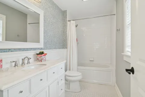 $1,398,000 | 29 Essex Lane, Lincolnshire, IL 60069